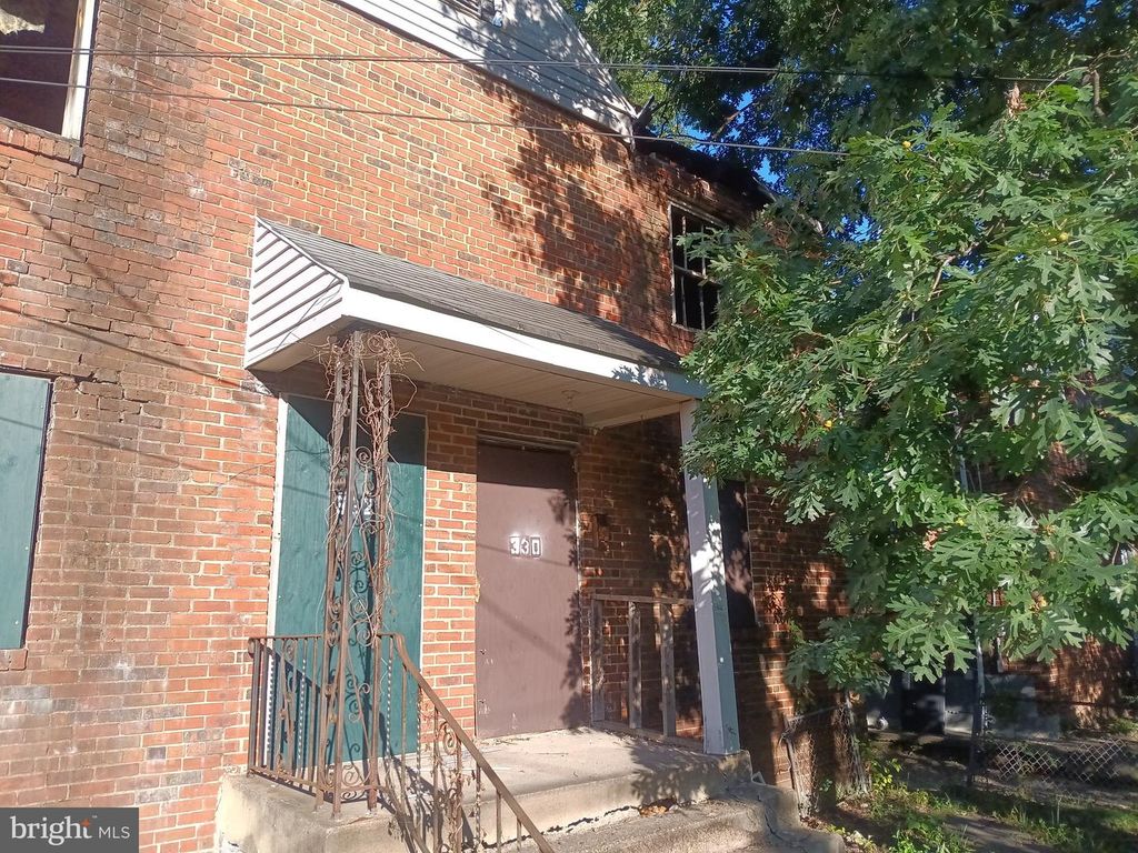 330 OAKLAND ST, TRENTON, NJ 08618 — photo 5