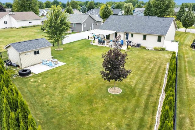 N1734 HOT SPRINGS COURT, Greenville, WI 54942
