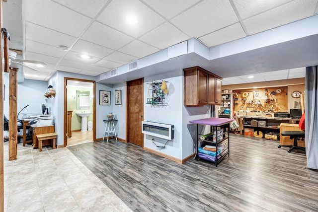 N1734 HOT SPRINGS COURT, Greenville, WI 54942