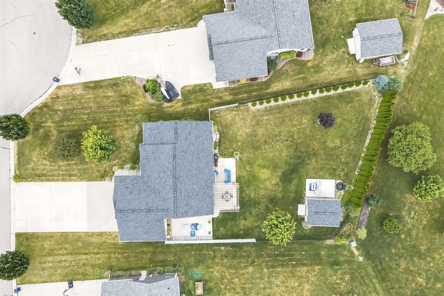 N1734 HOT SPRINGS COURT, Greenville, WI 54942