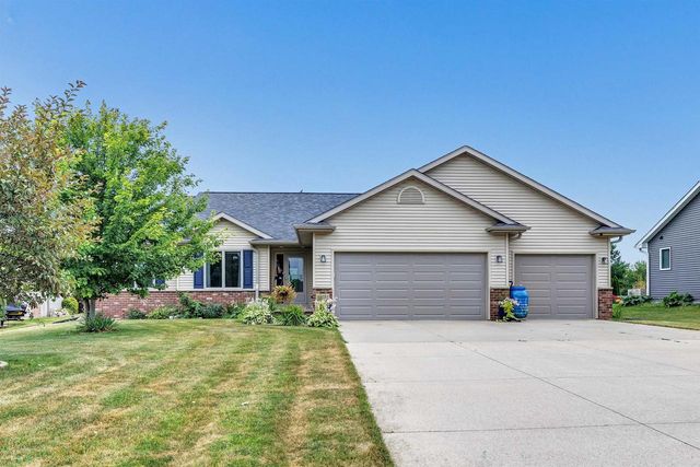 N1734 HOT SPRINGS COURT, Greenville, WI 54942