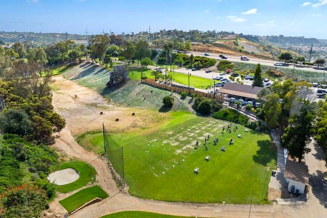 3621 Vista Campana S 12, Oceanside, CA 92057