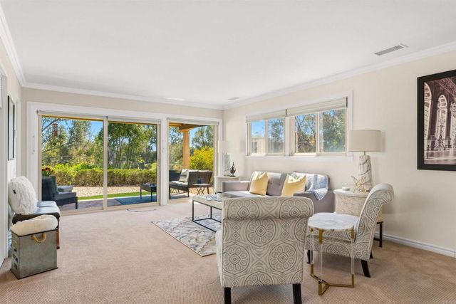 3621 Vista Campana S 12, Oceanside, CA 92057