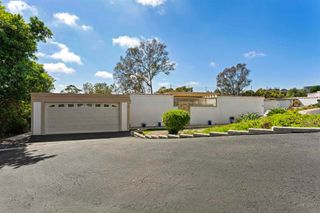 3621 Vista Campana S 12, Oceanside, CA 92057