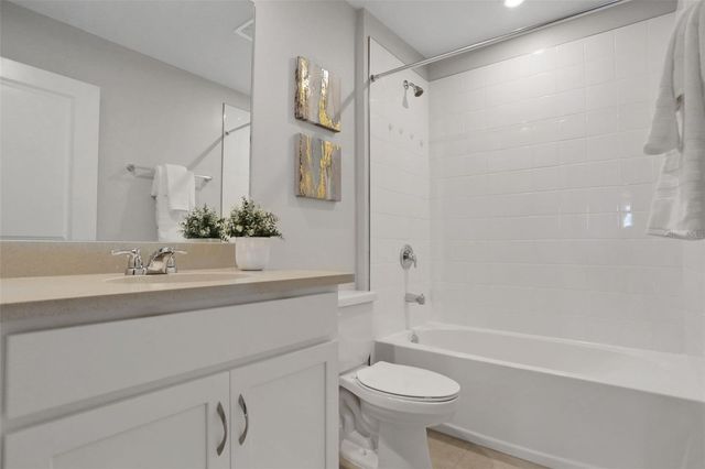 5615 BROOKLET WOODS DRIVE, Wesley Chapel, FL 33545