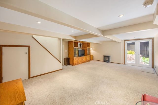 1134 Scenic Way, Rimforest, CA 92378
