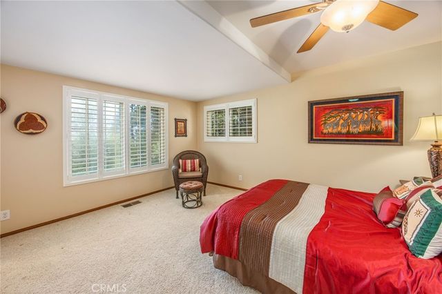 1134 Scenic Way, Rimforest, CA 92378
