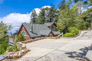 1134 Scenic Way, Rimforest, CA 92378