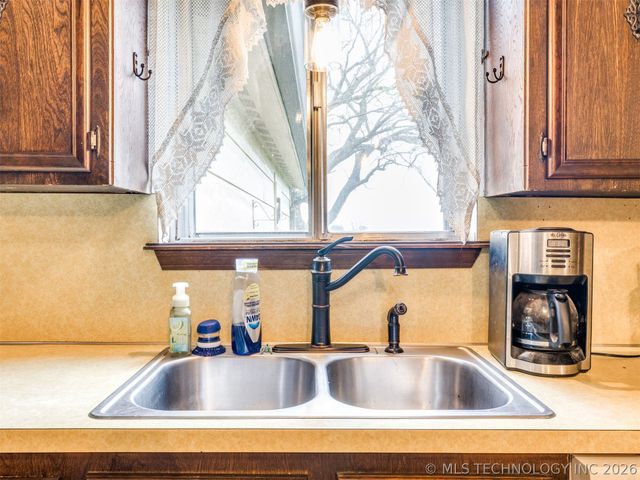 9205 S Highway 28, Chelsea, OK 74016