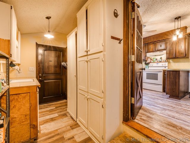 9205 S Highway 28, Chelsea, OK 74016