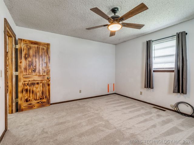 9205 S Highway 28, Chelsea, OK 74016