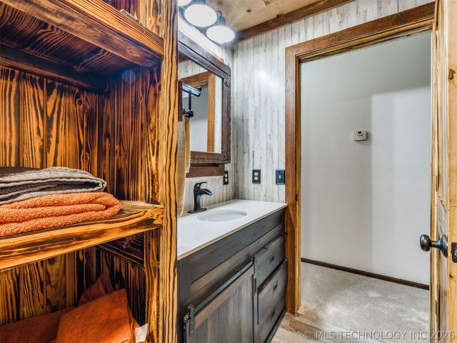 9205 S Highway 28, Chelsea, OK 74016