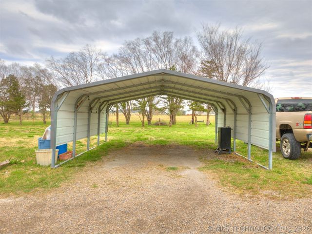 9205 S Highway 28, Chelsea, OK 74016