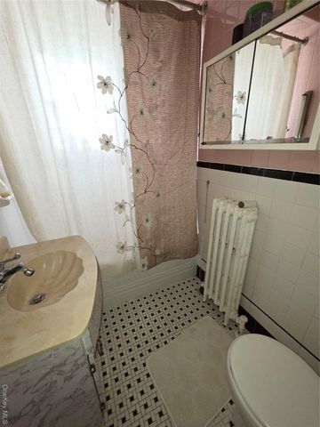 208 S Grand Avenue, Poughkeepsie, NY 12603