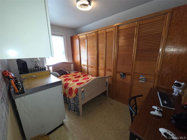 208 S Grand Avenue, Poughkeepsie, NY 12603