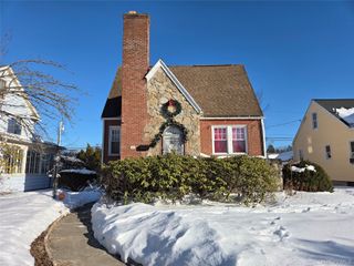 208 S Grand Avenue, Poughkeepsie, NY 12603