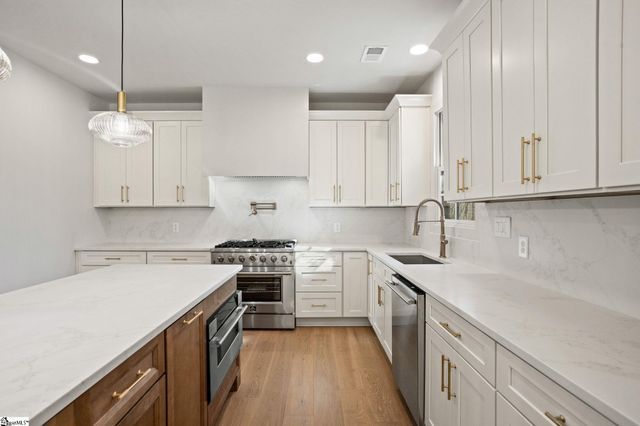 328 Glen Hollow Road, Travelers Rest, SC 29690