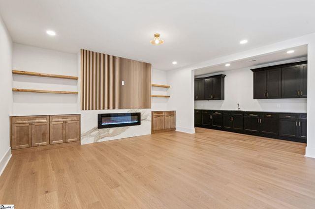 328 Glen Hollow Road, Travelers Rest, SC 29690