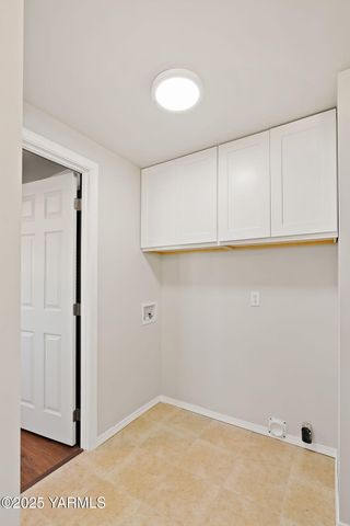 55 W Washington Ave 138, Yakima, WA 98903