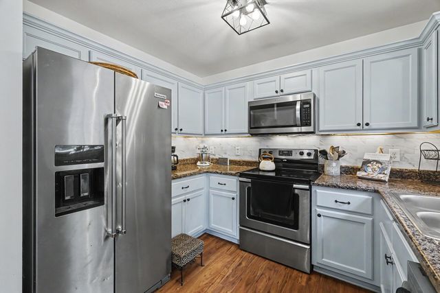 236 Preakness Cir, Pleasant View, TN 37146