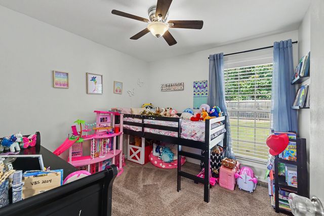 236 Preakness Cir, Pleasant View, TN 37146