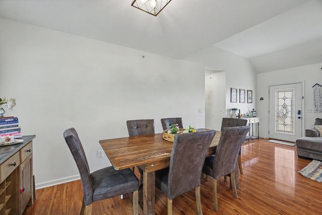 236 Preakness Cir, Pleasant View, TN 37146