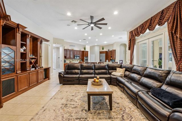 13457 Majestic Way, Cooper City, FL 33330