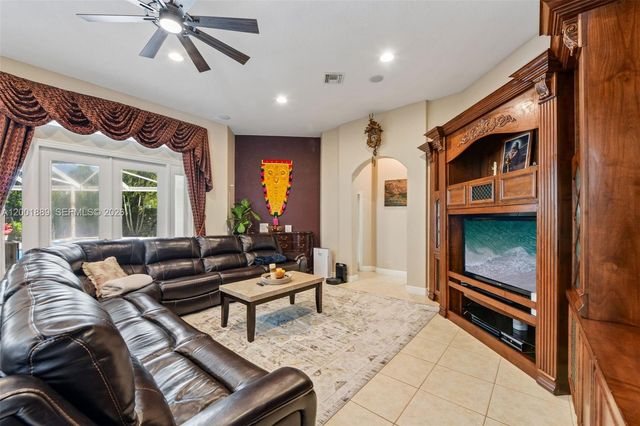13457 Majestic Way, Cooper City, FL 33330