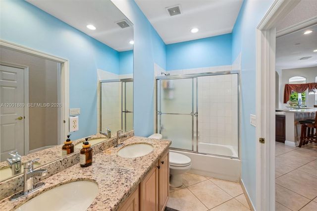 13457 Majestic Way, Cooper City, FL 33330