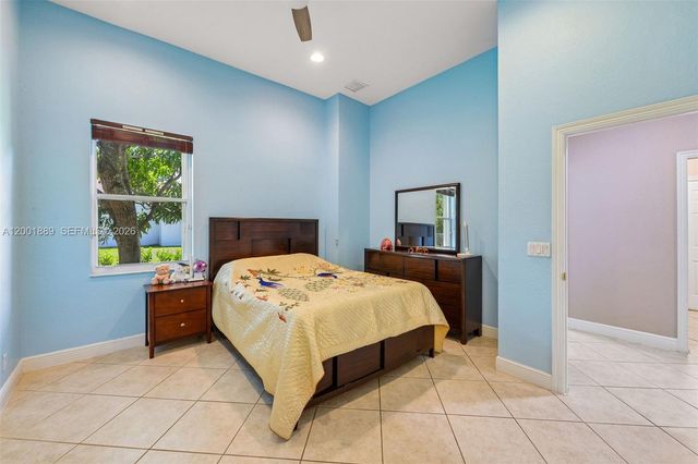 13457 Majestic Way, Cooper City, FL 33330
