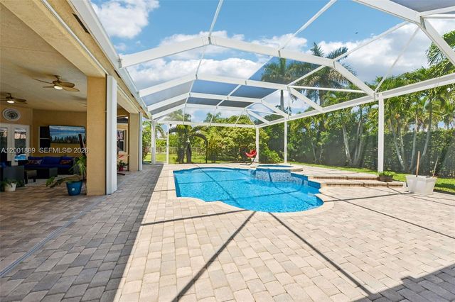 13457 Majestic Way, Cooper City, FL 33330