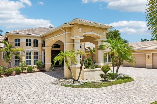 13457 Majestic Way, Cooper City, FL 33330