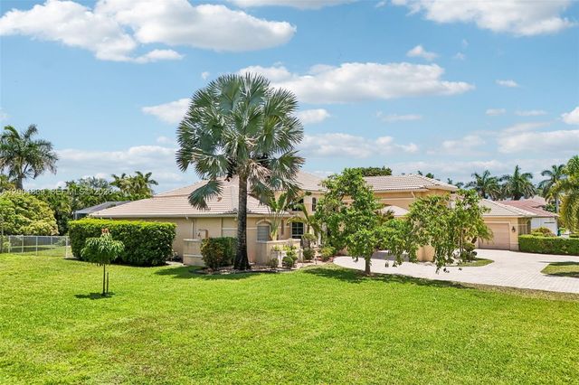 13457 Majestic Way, Cooper City, FL 33330