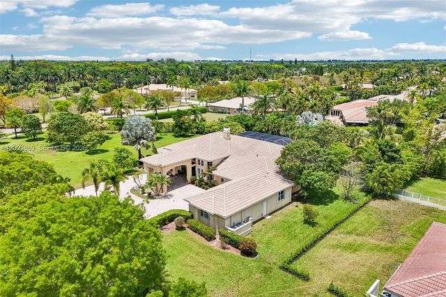 13457 Majestic Way, Cooper City, FL 33330