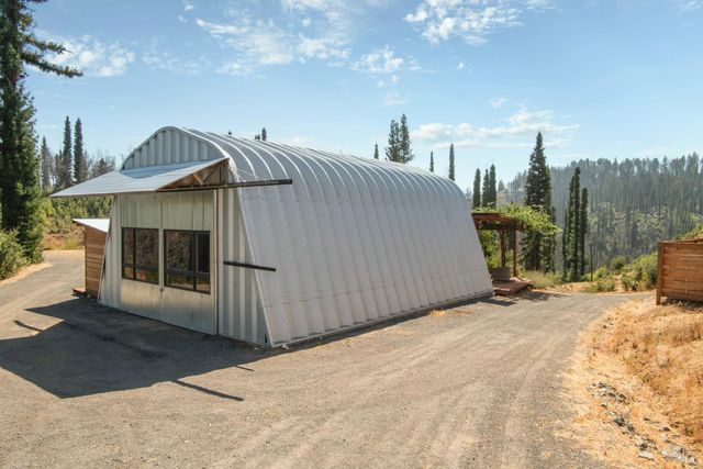 9451 Mill Creek Rd, Healdsburg, CA 95448