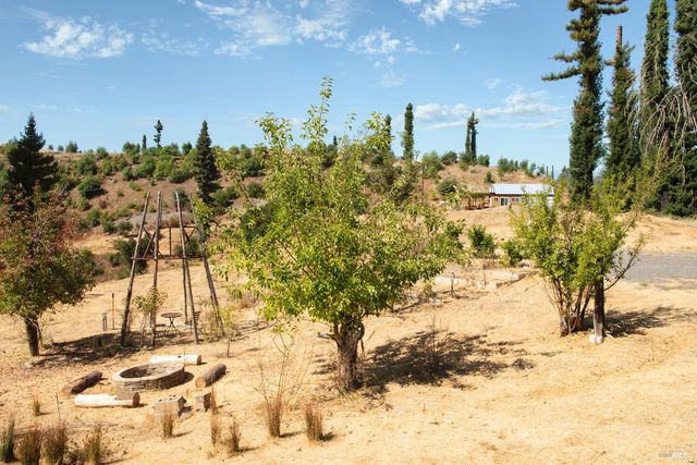 9451 Mill Creek Rd, Healdsburg, CA 95448