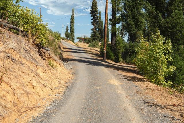 9451 Mill Creek Rd, Healdsburg, CA 95448