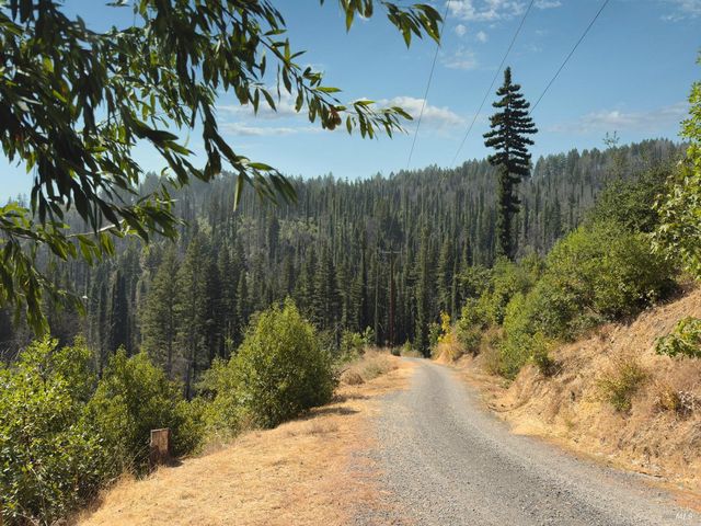 9451 Mill Creek Rd, Healdsburg, CA 95448