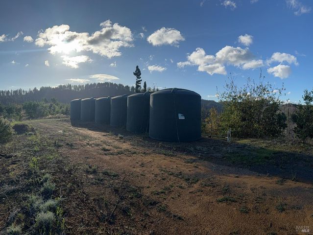 9451 Mill Creek Rd, Healdsburg, CA 95448