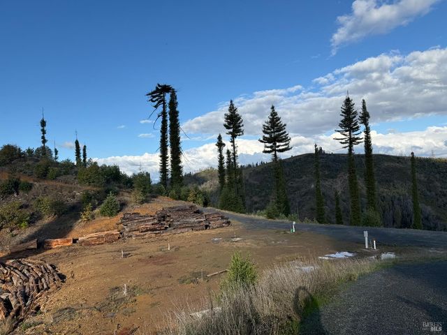 9451 Mill Creek Rd, Healdsburg, CA 95448