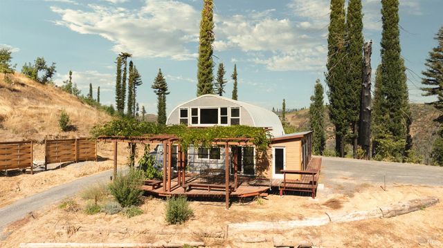 9451 Mill Creek Rd, Healdsburg, CA 95448