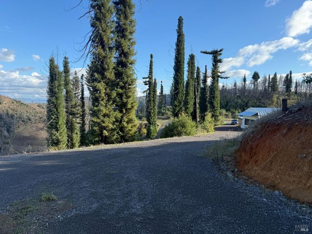 9451 Mill Creek Rd, Healdsburg, CA 95448