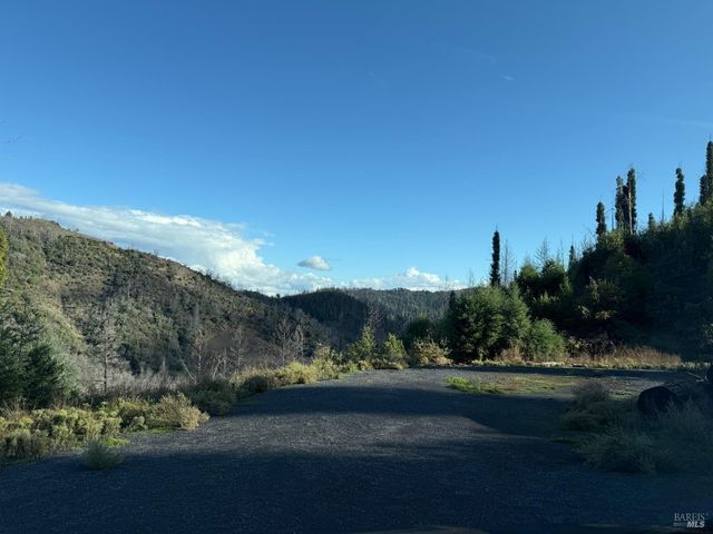 9451 Mill Creek Rd, Healdsburg, CA 95448