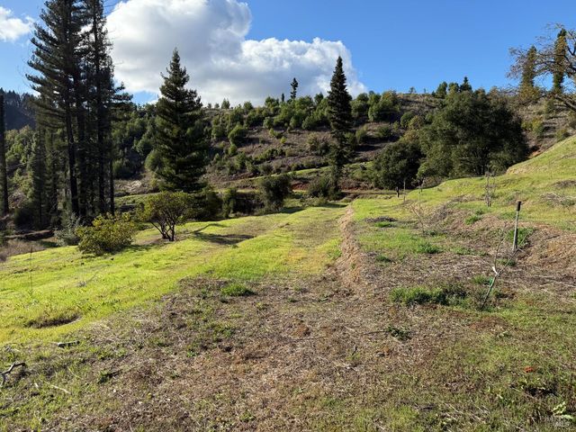 9451 Mill Creek Rd, Healdsburg, CA 95448