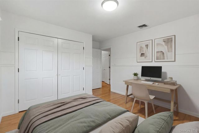 20 N Washington Avenue, White Plains, NY 10603