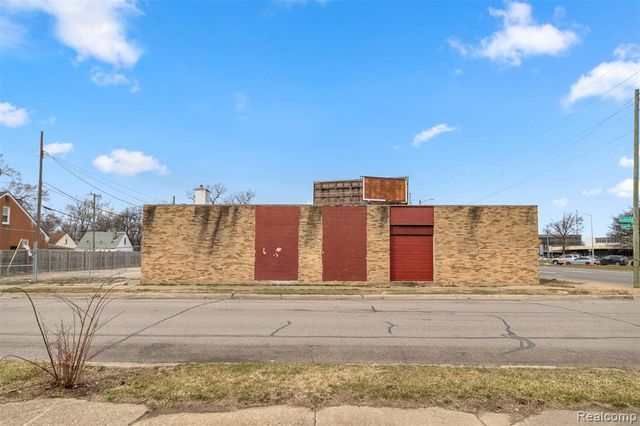 17521 W 8 Mile Road, Detroit, MI 48235