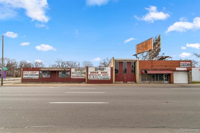 17521 W 8 Mile Road, Detroit, MI 48235