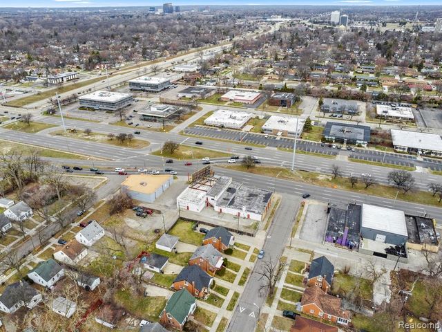 17521 W 8 Mile Road, Detroit, MI 48235