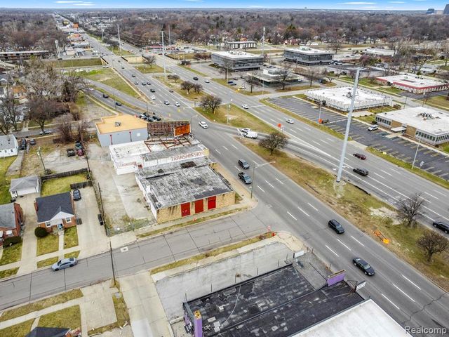 17521 W 8 Mile Road, Detroit, MI 48235