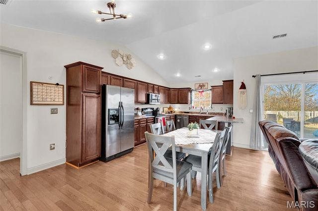 274 Settlers Pass, Waynesville, MO 65583